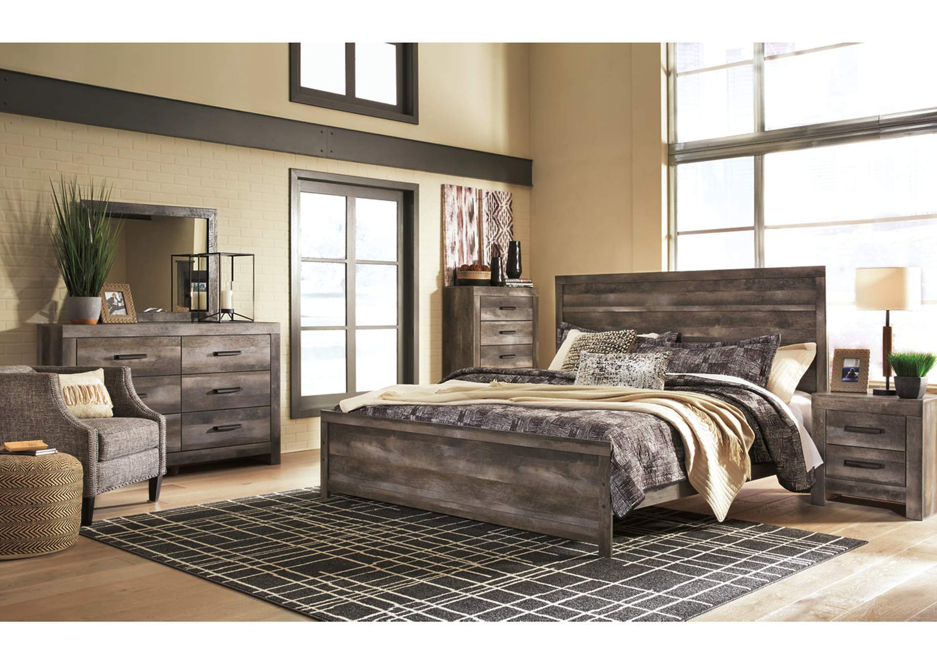 Wynnlow King Crossbuck Panel Bed