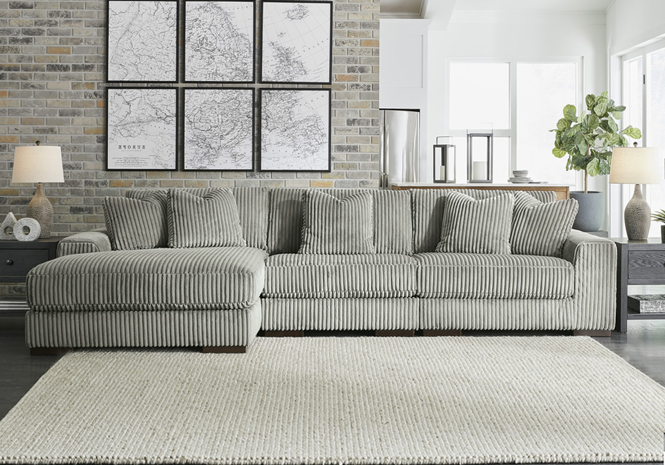 Lindyn Fog 3pc. LAF Chaise Sectional