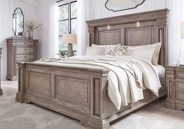 Blairhurst Light Gray King Panel Bedroom Set