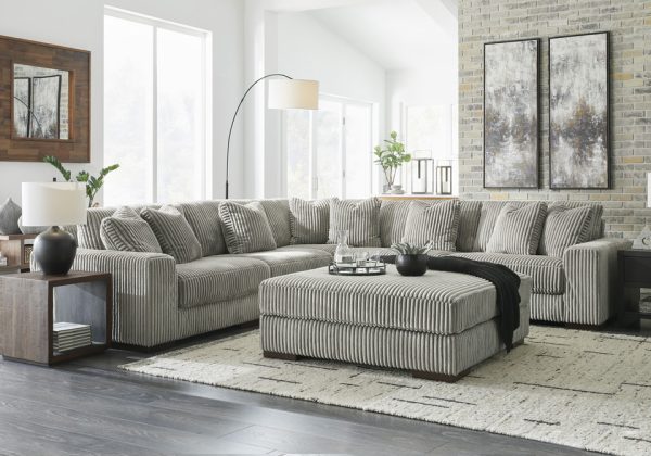 Lindyn Fog 5pc. Sectional